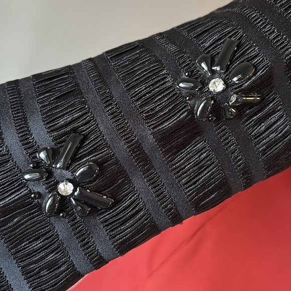 Line & Dot color block muni dress embellished beaded accent statement sleeves M - Picture 4 of 17